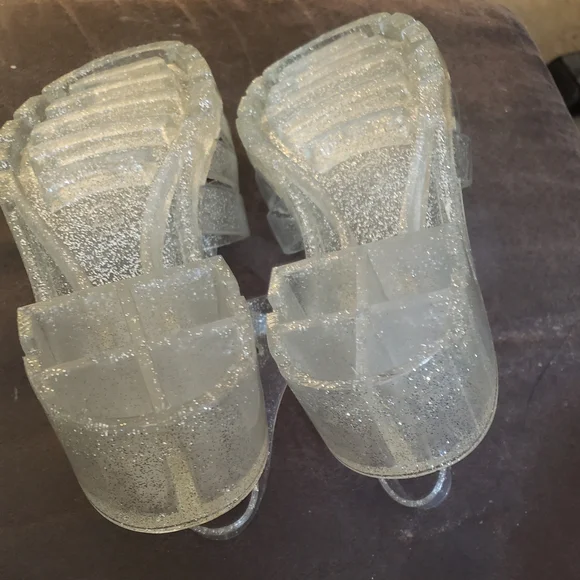 Women's Clear Glitter Jelly Sandals - Picture 3 of 4